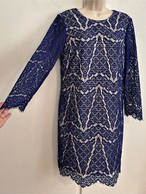 Maia Royal Blue Lace below the knee Dress Size 14 Like New